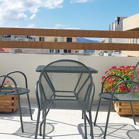 Elegant Apartment In The Heart Of Heraklion Екстер'єр фото