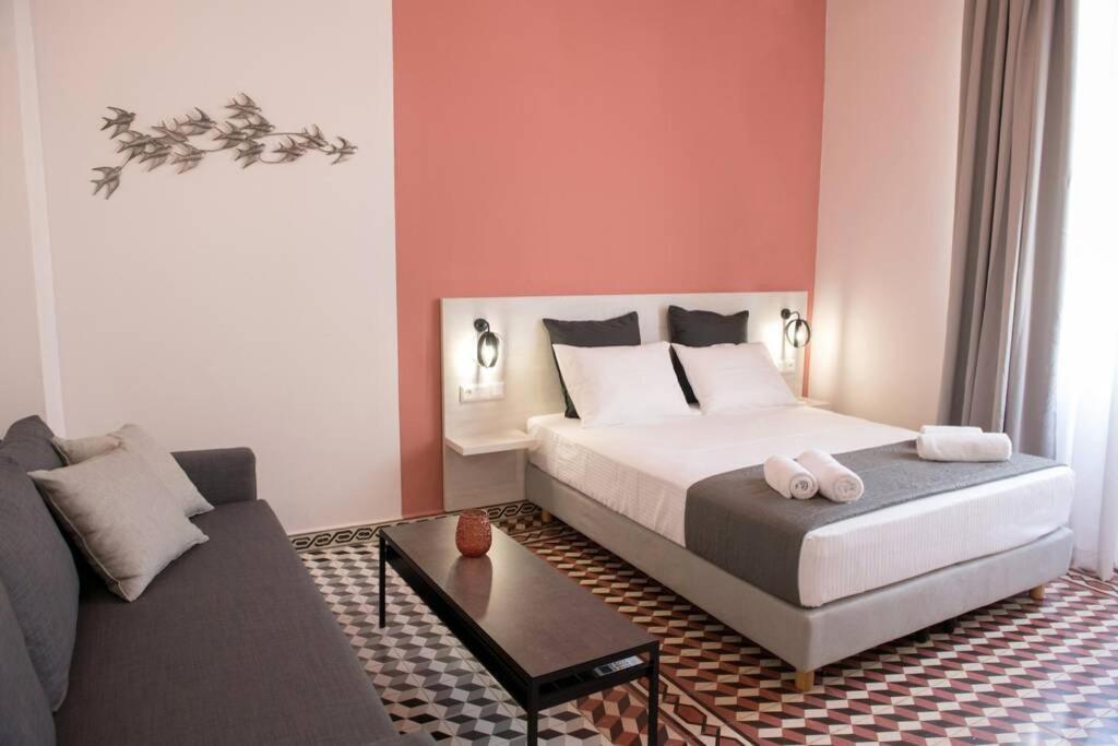 Elegant Apartment In The Heart Of Heraklion Екстер'єр фото