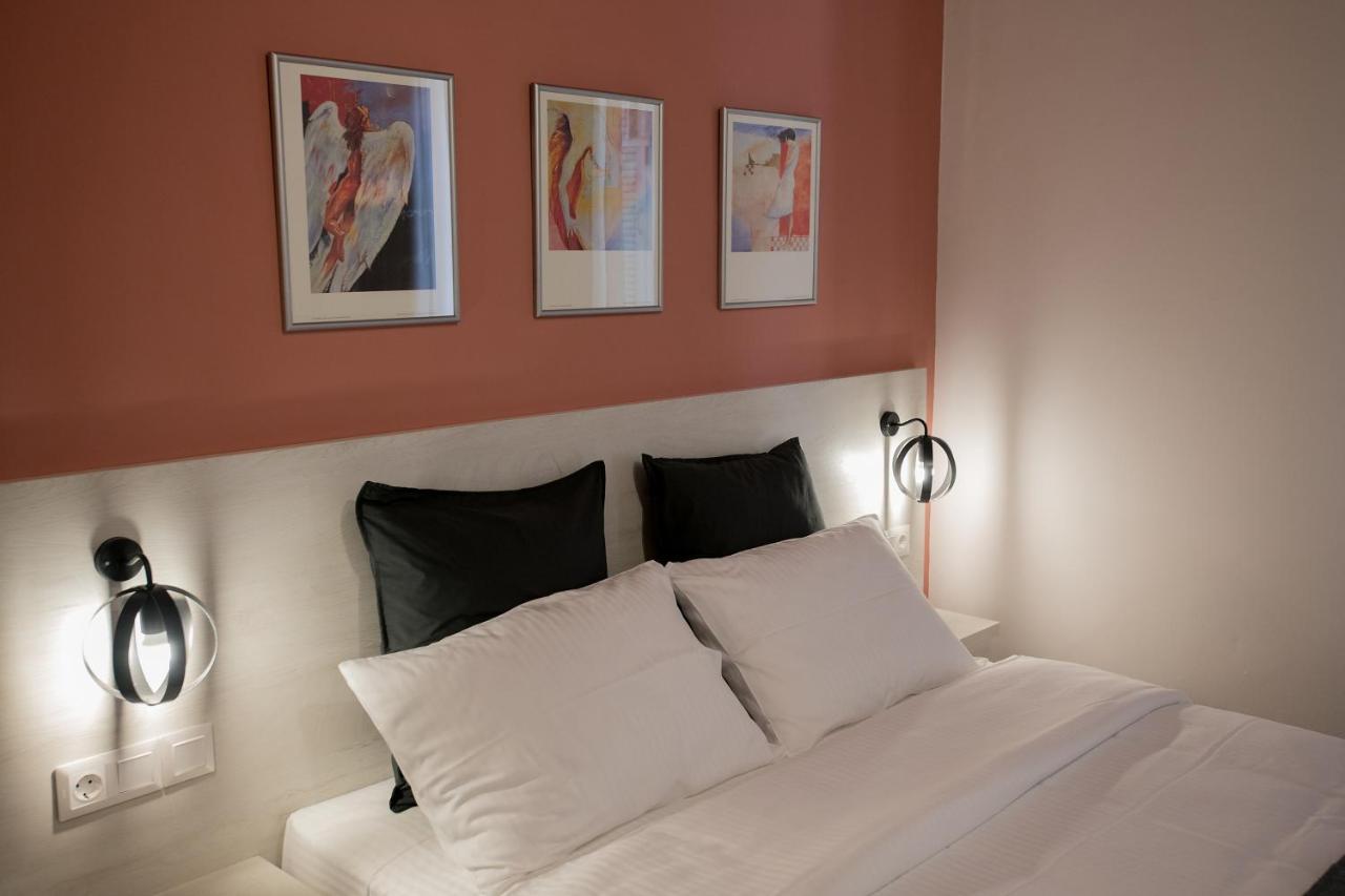 Elegant Apartment In The Heart Of Heraklion Екстер'єр фото